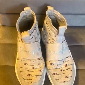 Champion tennis shoes gray. Worn before size 6.5 in women